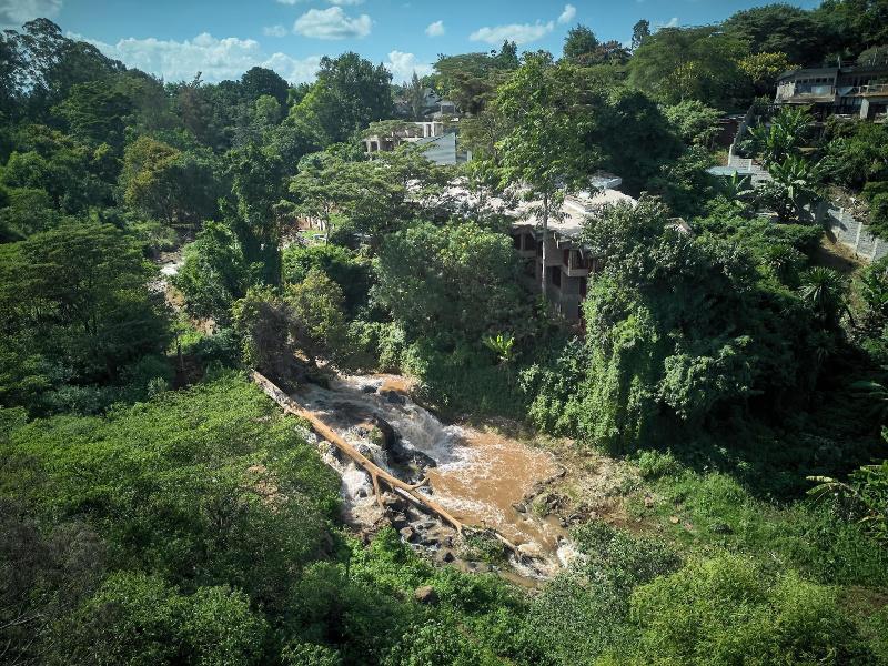 Villa Rock Stop Falls image