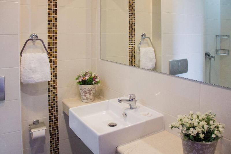 Hotel Rodon image