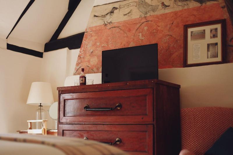 Bel The Dragon Odiham image