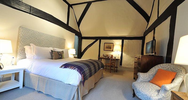 Bel The Dragon Odiham image