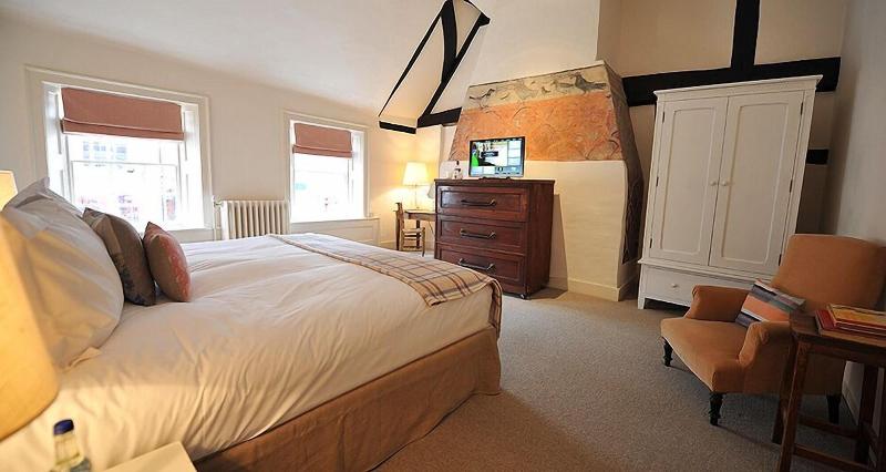 Bel The Dragon Odiham image