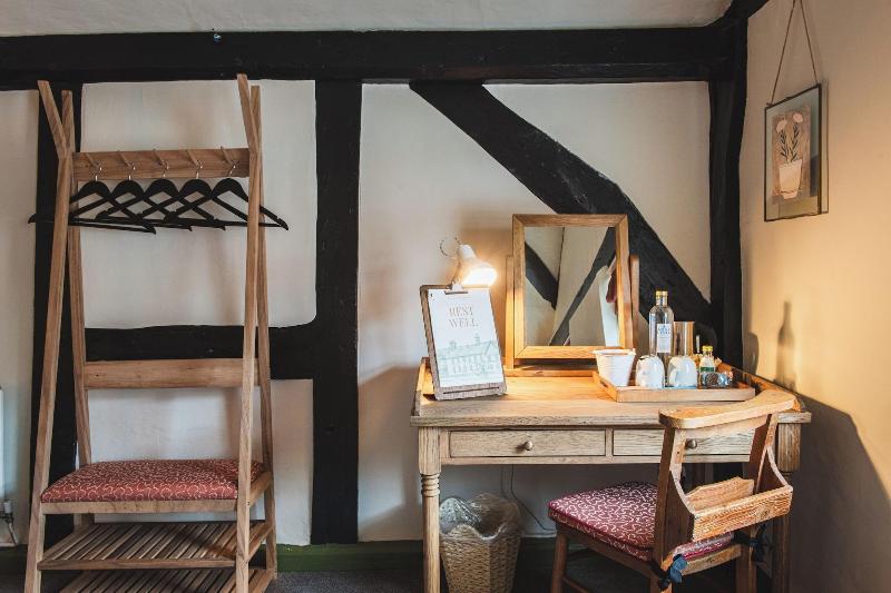 Bel The Dragon Odiham image