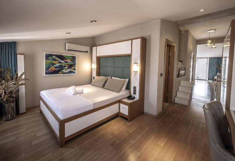 Mezzo Hotel image