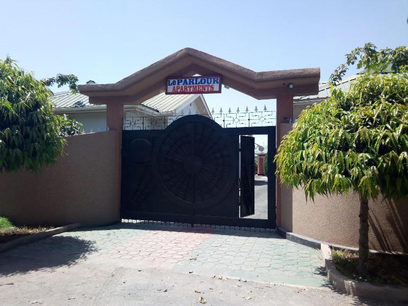 Le Parlour image