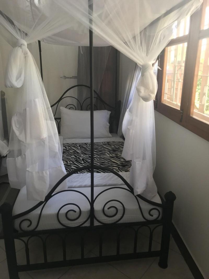 Le Parlour image