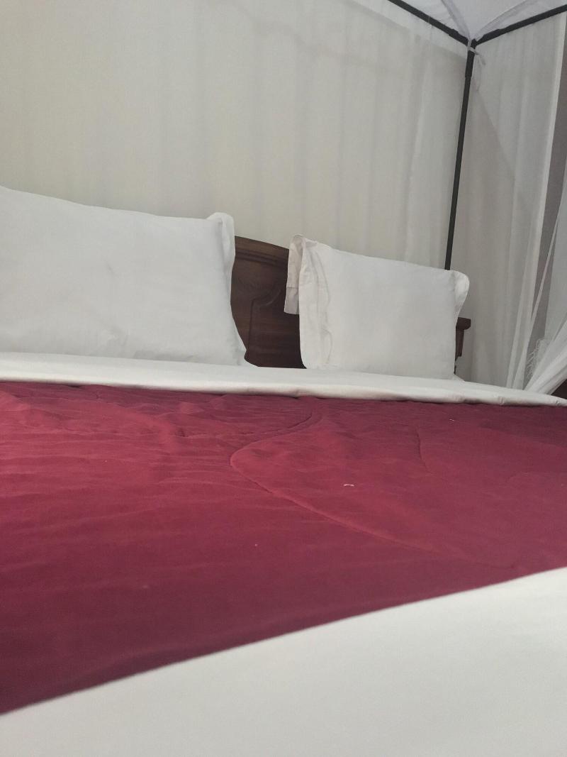 Le Parlour image