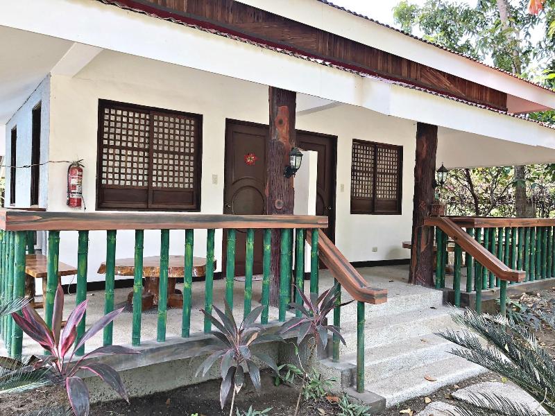 The Pelican S Resort image