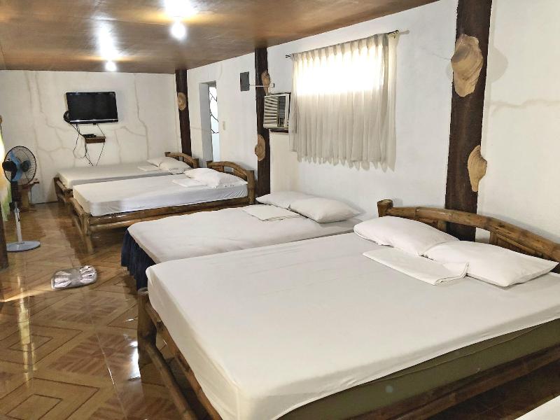 The Pelican S Resort image