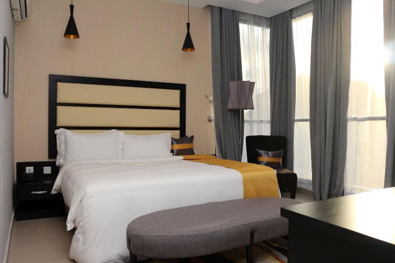 Mayhill Hotel image