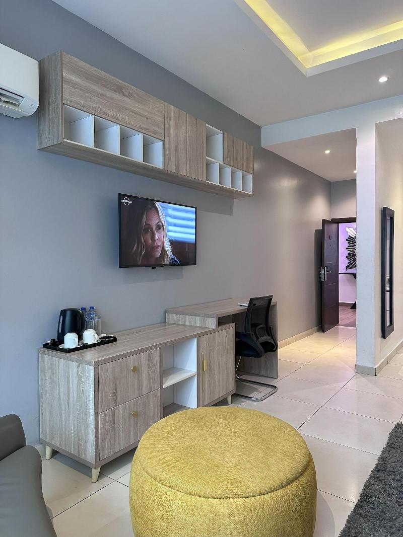 Mayhill Hotel image