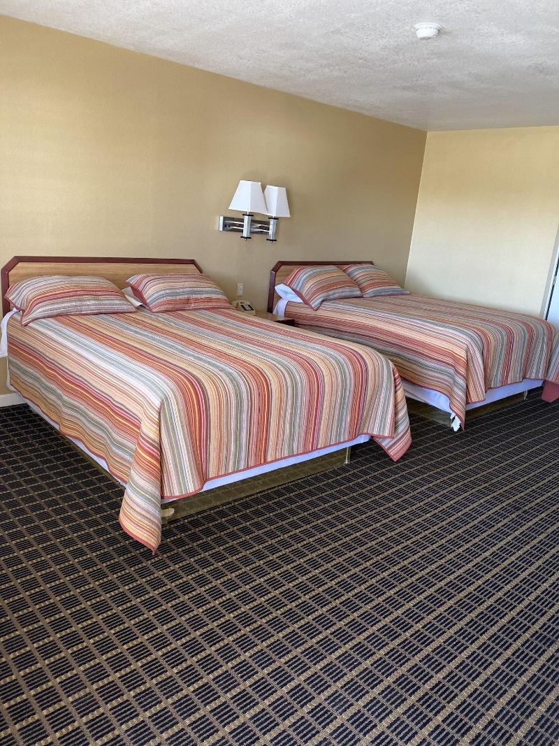 Mt Whitney Motel image
