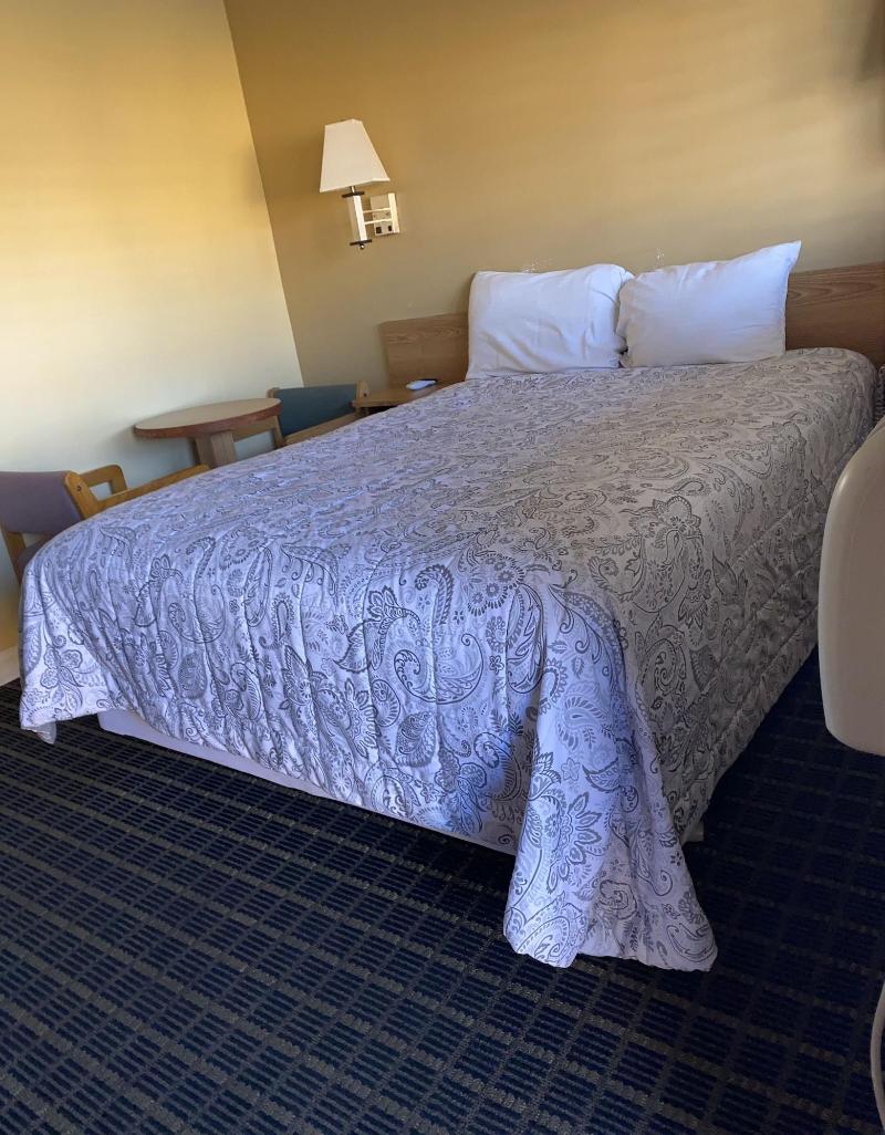 Mt Whitney Motel image