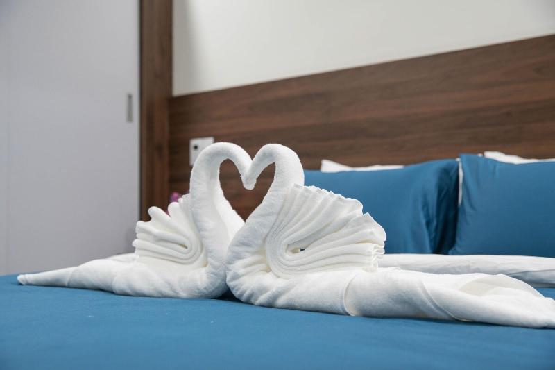 Tiditel Hotel And Apartment image