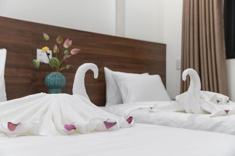 Tiditel Hotel And Apartment image