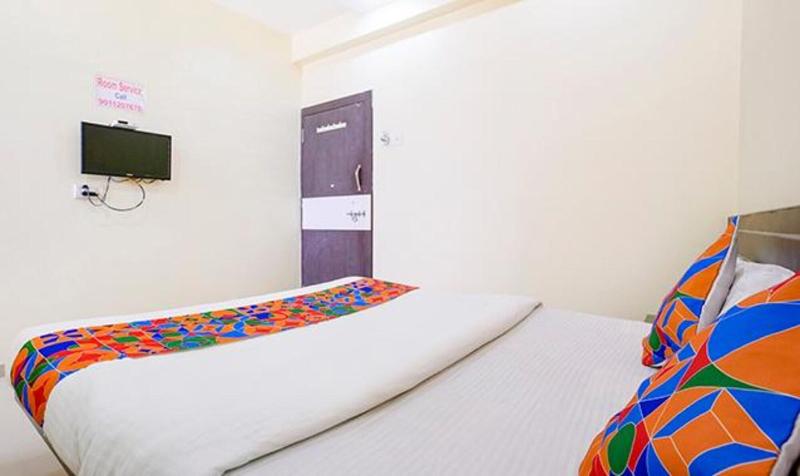 Fabhotel Sai Govind image