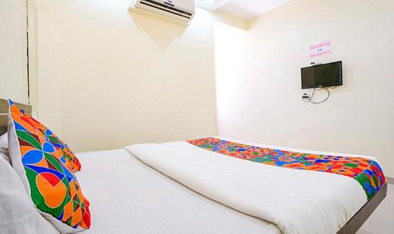 Fabhotel Sai Govind image