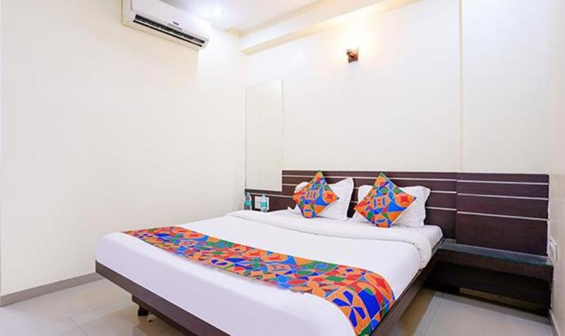 Fabhotel Sai Govind image