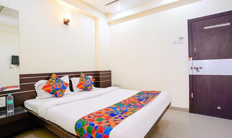 Fabhotel Sai Govind image