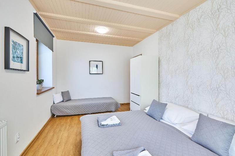Villa Gap Apartments image
