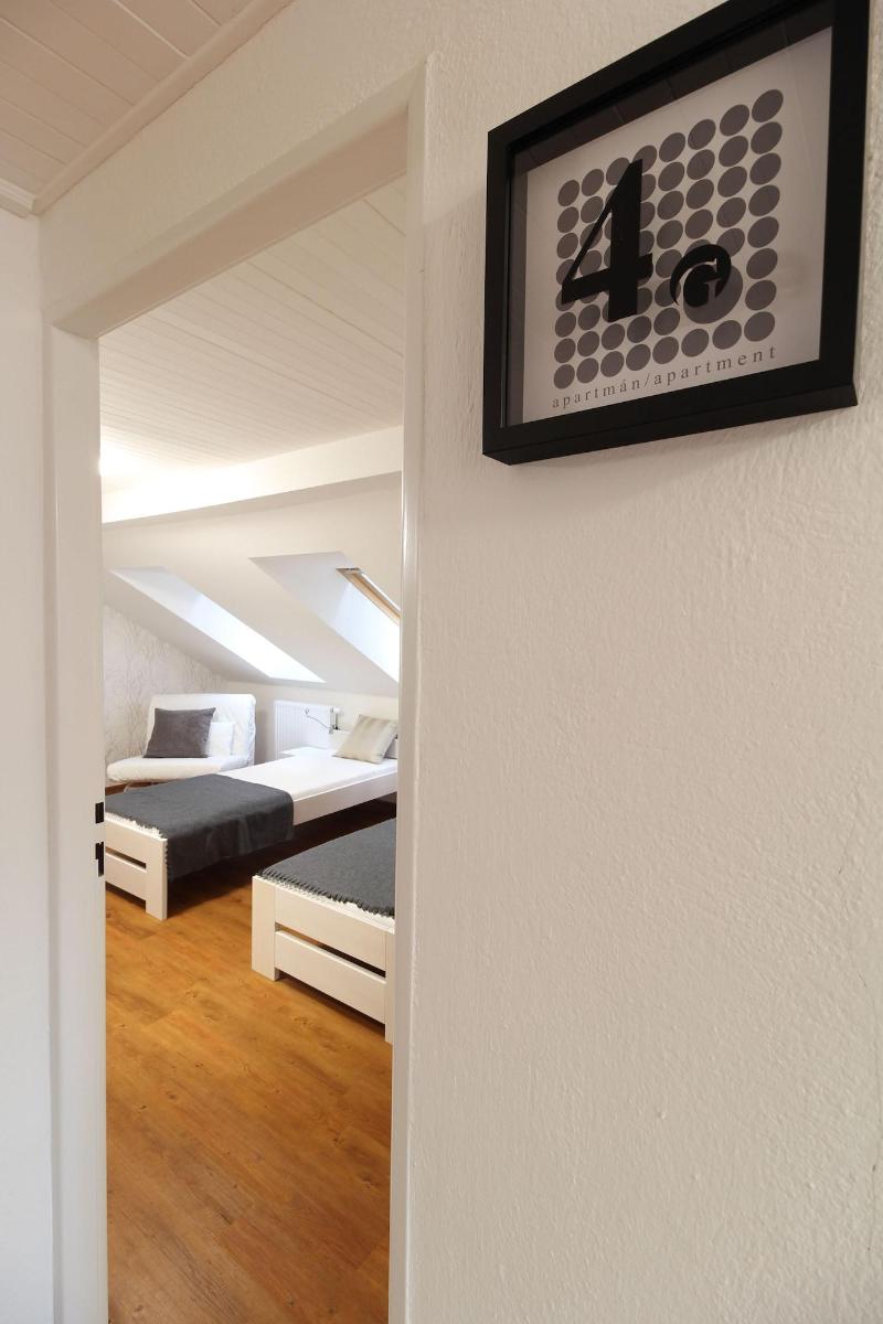Villa Gap Apartments image