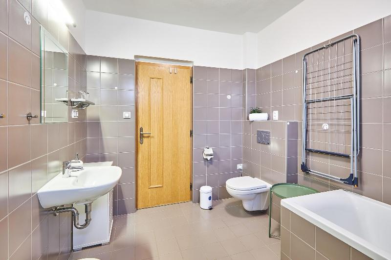 Villa Gap Apartments image