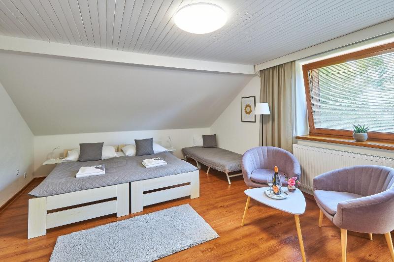 Villa Gap Apartments image