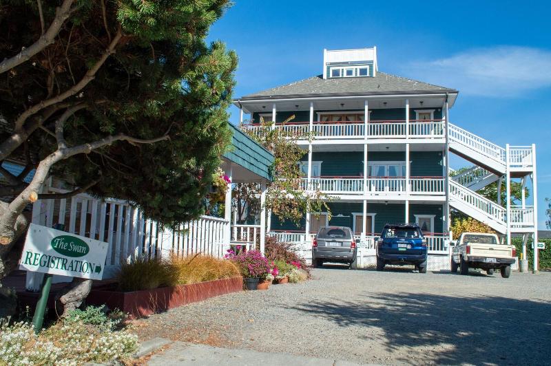 The Swan Hotel image