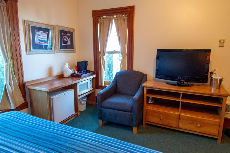 The Swan Hotel image