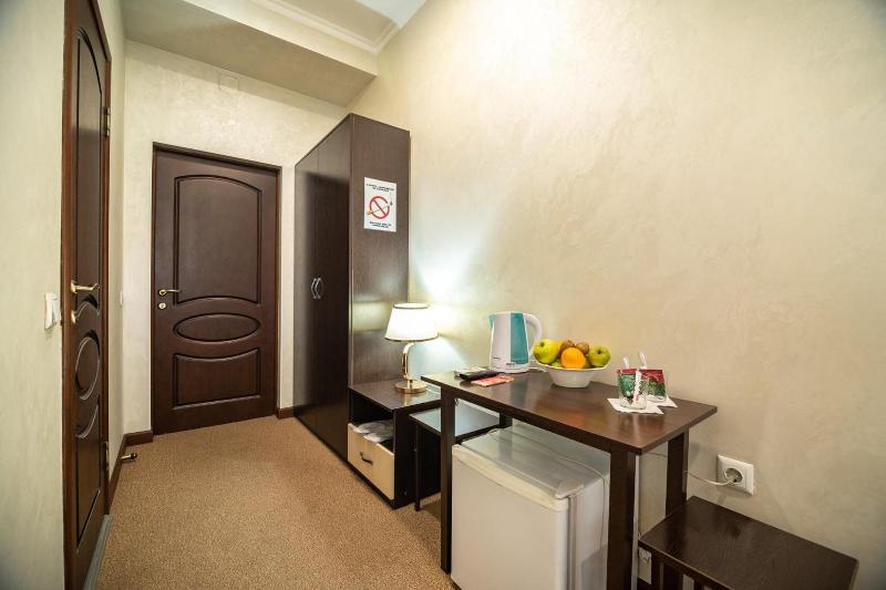 Hotel Mildom Express image