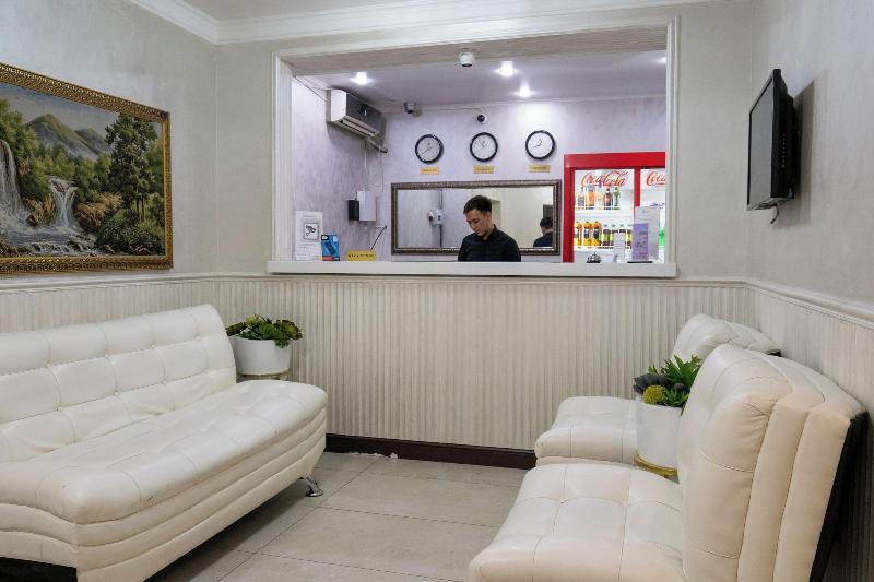 Hotel Mildom Express image