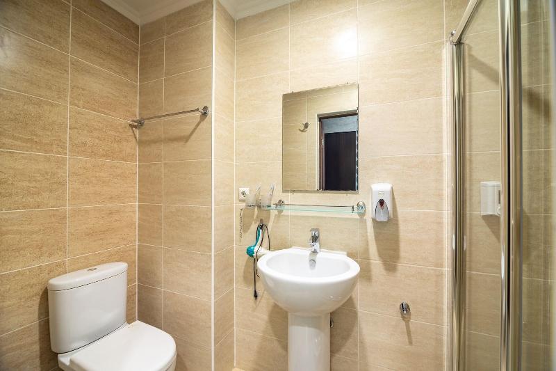 Hotel Mildom Express image