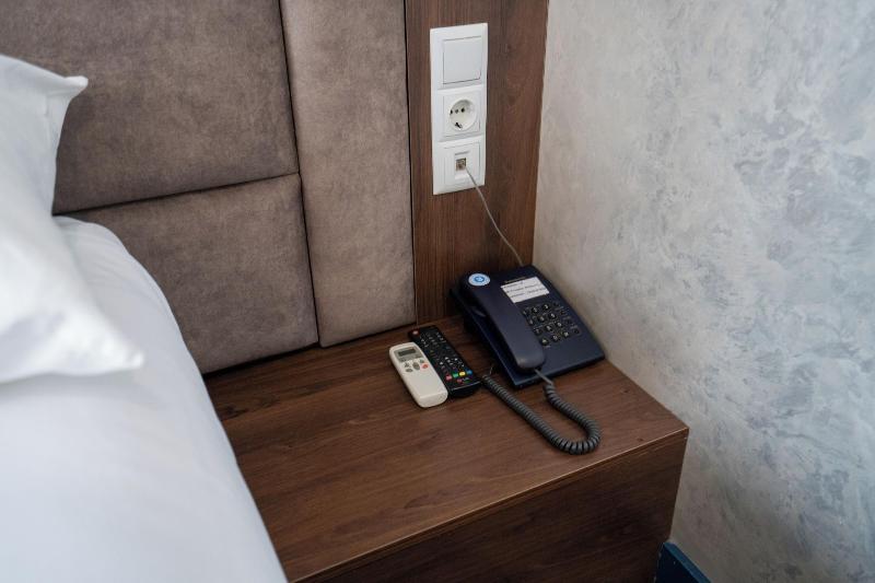 Hotel Mildom Express image