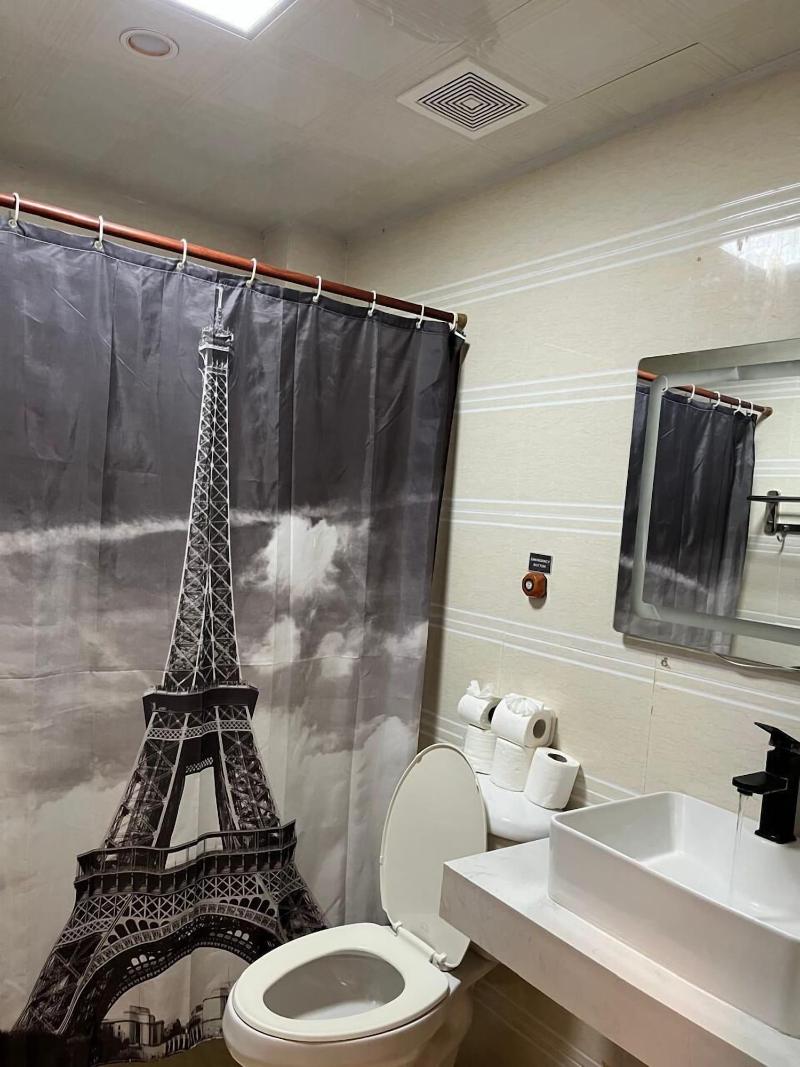 Enjoy Hotel image