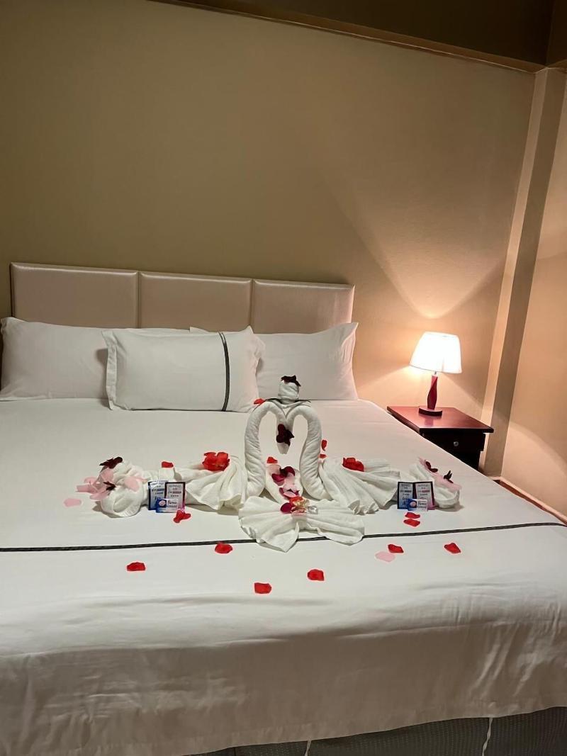 Enjoy Hotel image