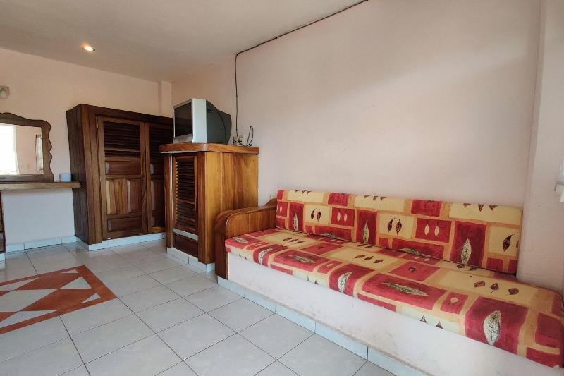 Oyo Hotel Brisas Del Paca Fico image 5