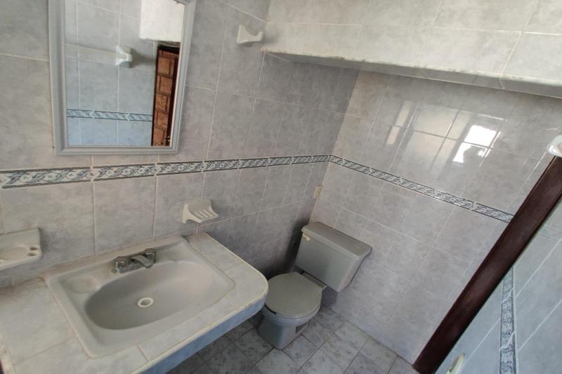 Oyo Hotel Brisas Del Paca Fico image 10