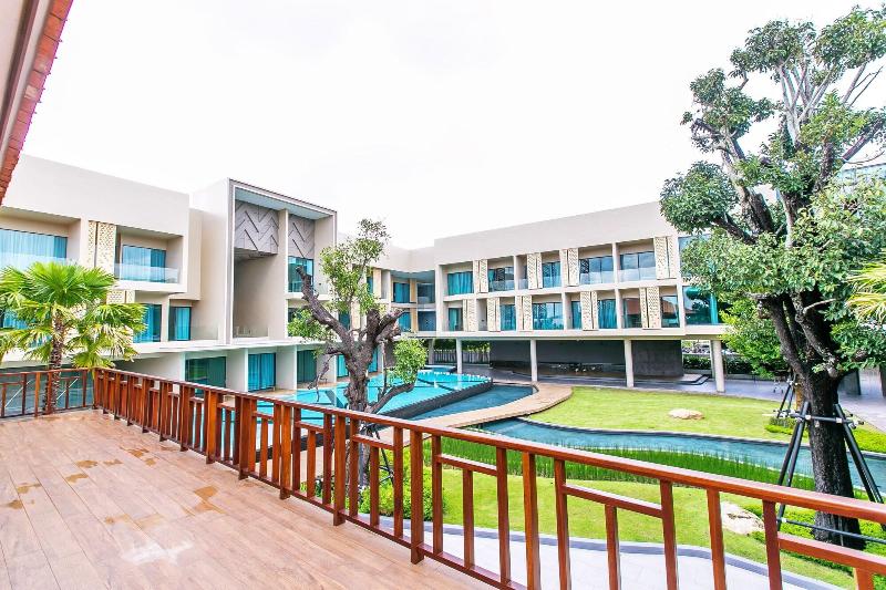 The Signature Hotel Airport