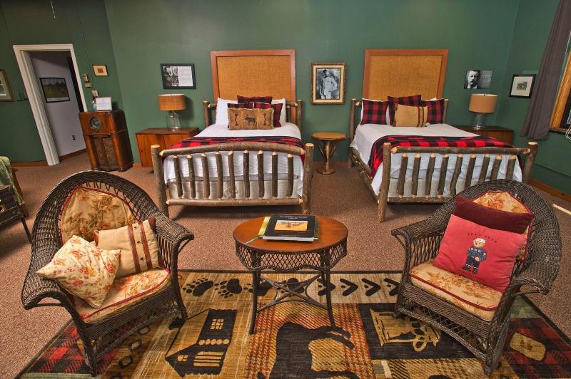Sherman Inn image