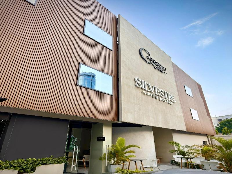 Cardedeu Suites image
