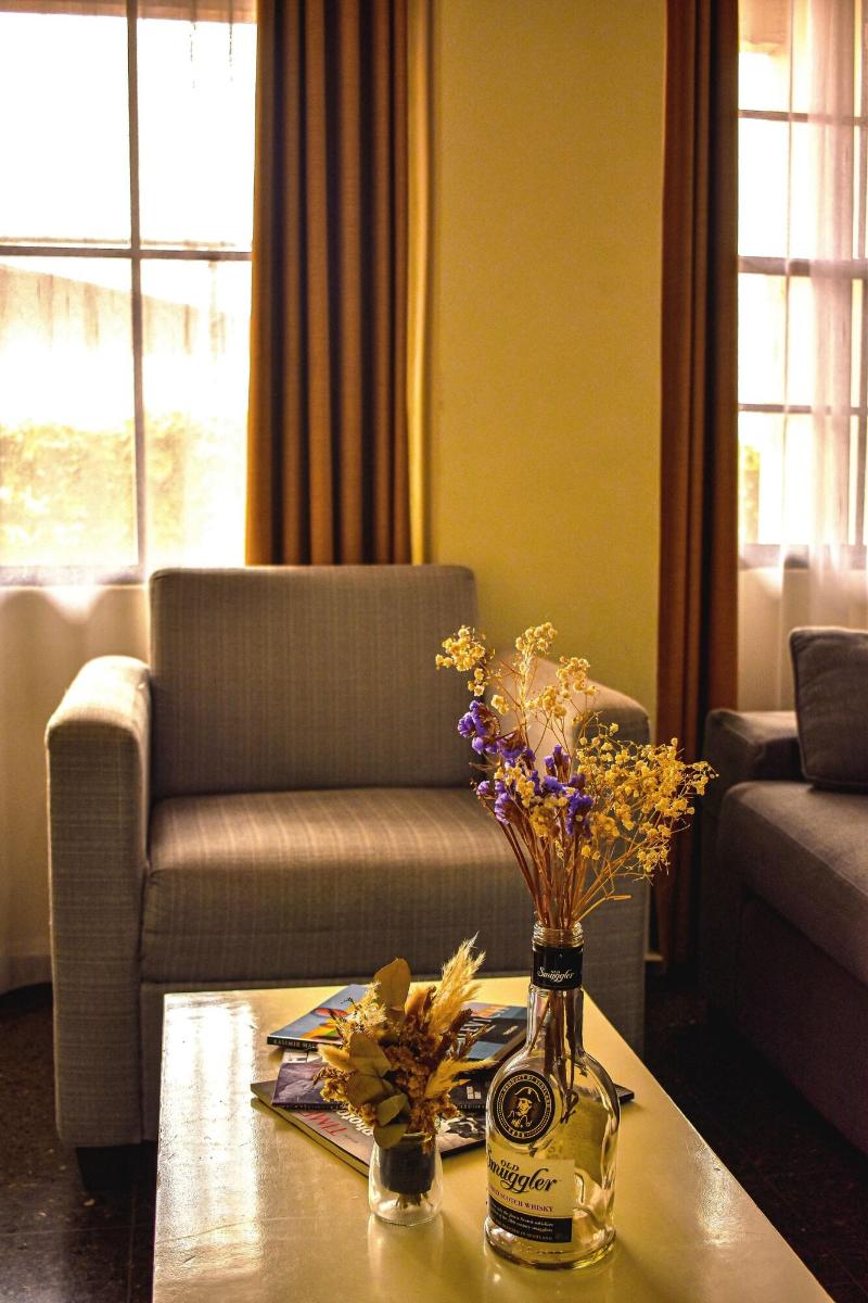 Cardedeu Suites image