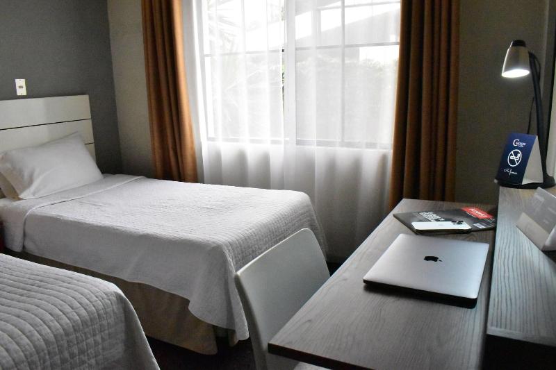 Cardedeu Suites image