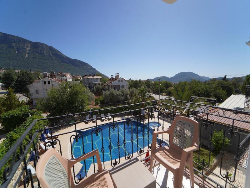 Turtle Apart Hotel image