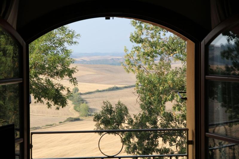 Borgo Del Silenzio image