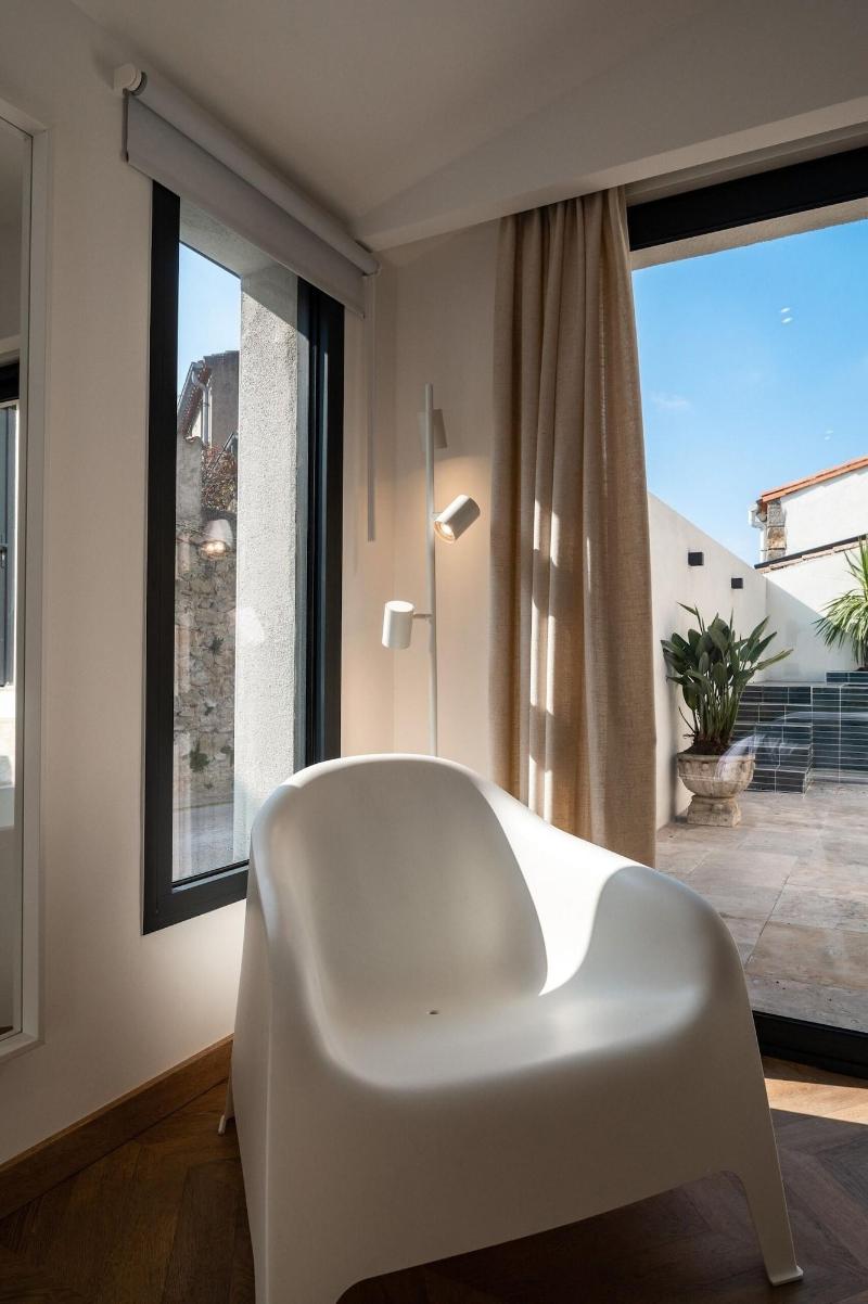 La Maison De Jean By Maison Bacou image