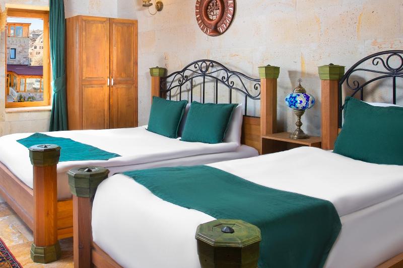 Katapa Stone House image