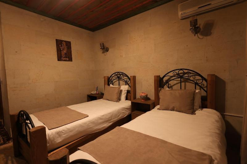 Katapa Stone House image