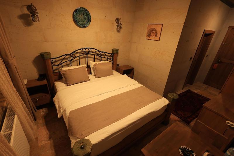 Katapa Stone House image