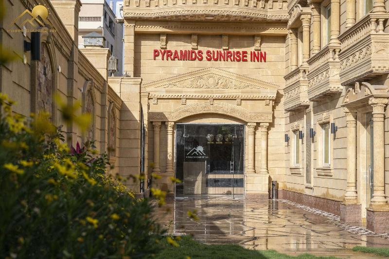 Pyramids Sunrise Inn