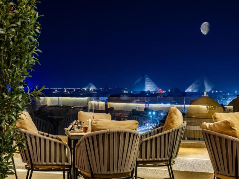 Pyramids Sunrise Inn image