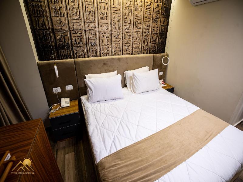 Pyramids Sunrise Inn image